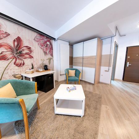 Avenue Parliament Old Town - Avenue Hotels Букурещ Екстериор снимка